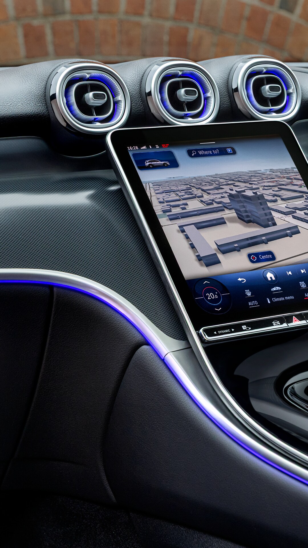 The new GLC 200 SUV interior